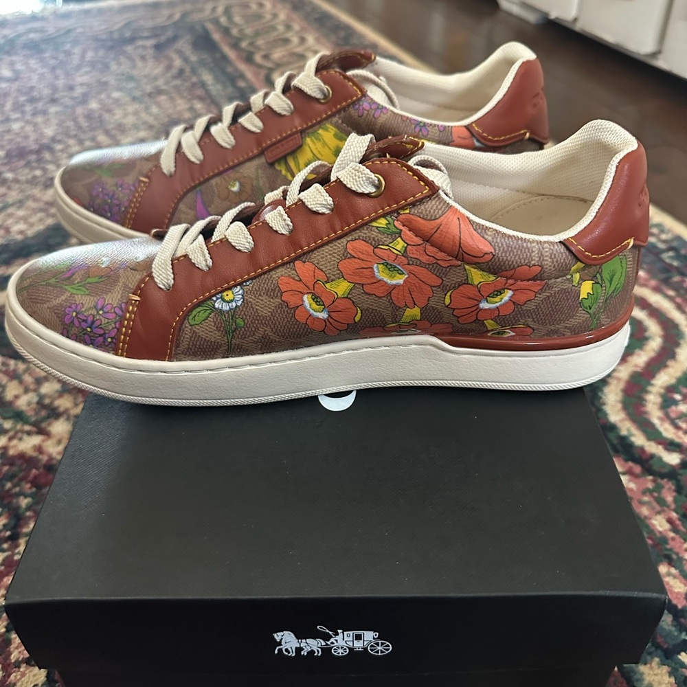 Coach women’s 9.5 B lowline Coated Canva Tan/Rust shoes sneakers floral with box - Picture 5 of 15
